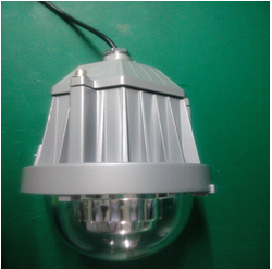 50W LED防爆平臺燈與70W LED防爆燈的專業(yè)應用分析